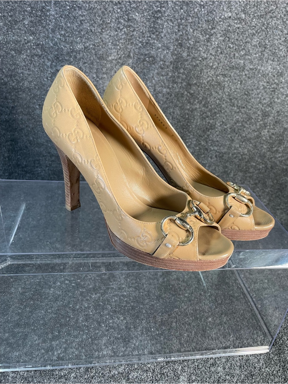 Gucci Guccisimma Horsebit Open Toe Light Sand Leather Heels Size 7 Monogram - Picture 5 of 16